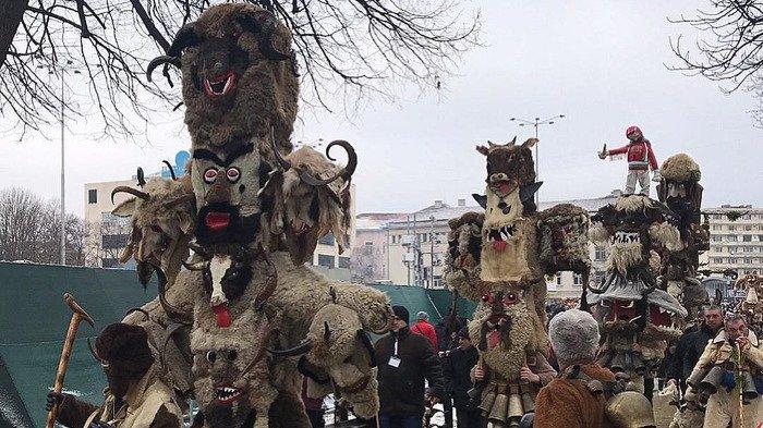 Mengenal Lebih Dekat Surva, Festival Topeng Pengusir Roh Jahat di Bulgaria