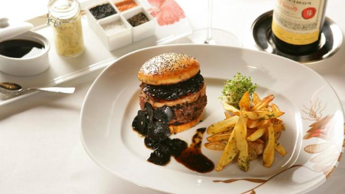 FleuerBurger - Fantastis! Harga Burger Ini Setara Motor Kawasaki Ninja, Apa Istimewanya?