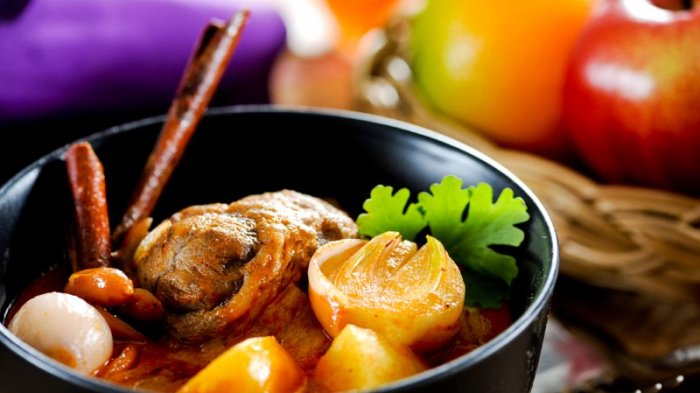 Kuliner Thailand - Jangan Cuma Kenal Tom Yam, 7 Kuliner Negeri Gajah Putih Ini juga Tak Kalah Lezat