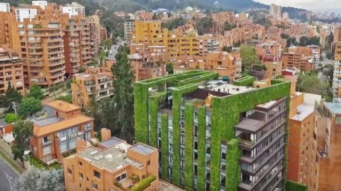 WOW! Jadi Taman Vertikal Tertinggi, Gedung Ini Mampu Hasilkan Oksigen untuk 3100 Orang Tiap Tahun