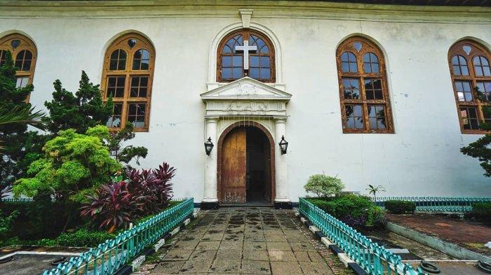 Mengulik Sejarah Gereja Sion, Satu Gereja Tertua di Indonesia