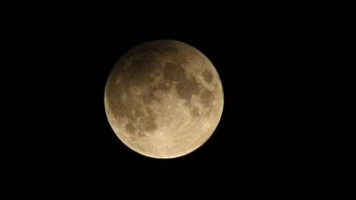 Mengapa Fenomena Super Blue Blood Moon yang Terjadi Besok Disebut Langka? Ternyata Ini Penyebabnya