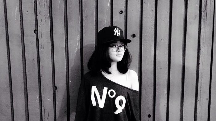 Gisela Cindy - Absen dari Layar Kaca, Adik Gracia Indri Terlihat Makin Stylish dan Fashionable