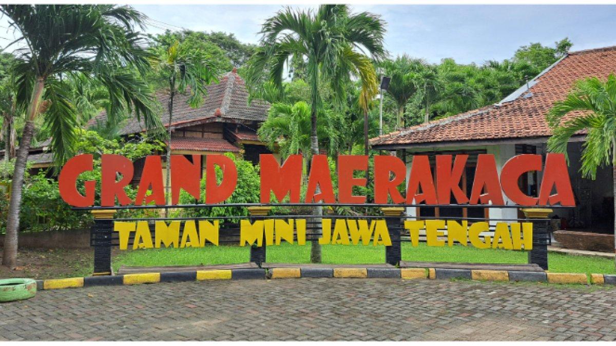 Grand Maerakaca, Tempat wisata taman mininya Jawa Tengah.