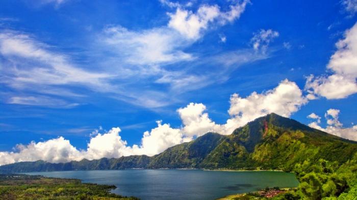 Tips Pendaki Pemula - Inilah 5 Gunung dengan Medan Mudah nan Indah