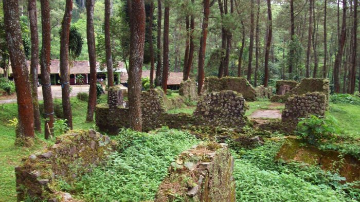 Gunung Puntang - Simpan Reruntuhan Masa Silam, Ada Kolam Cinta Konon Langgengkan Hubungnmu