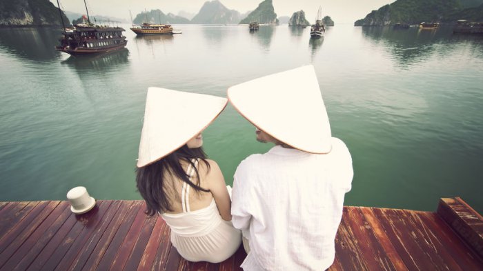 8 Lokasi Honeymoon Terbaik di Dunia yang Wajib Dikunjungi, Ada Ragam Street Food Unik di Vietnam