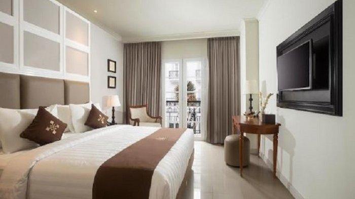 Jangan Bawa Masuk Tamu Diam-diam! Ini 4 Tips Menginap Ramai-ramai di Hotel