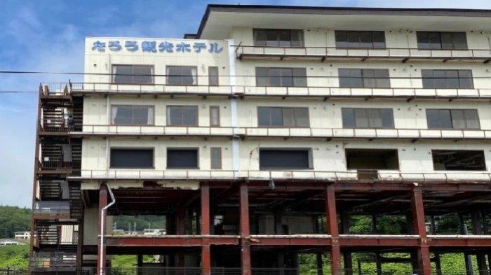 Mengintip Isi Hotel Taro Kanko yang Dilanda Tsunami Jepang, Hanya Setengahnya Rusak