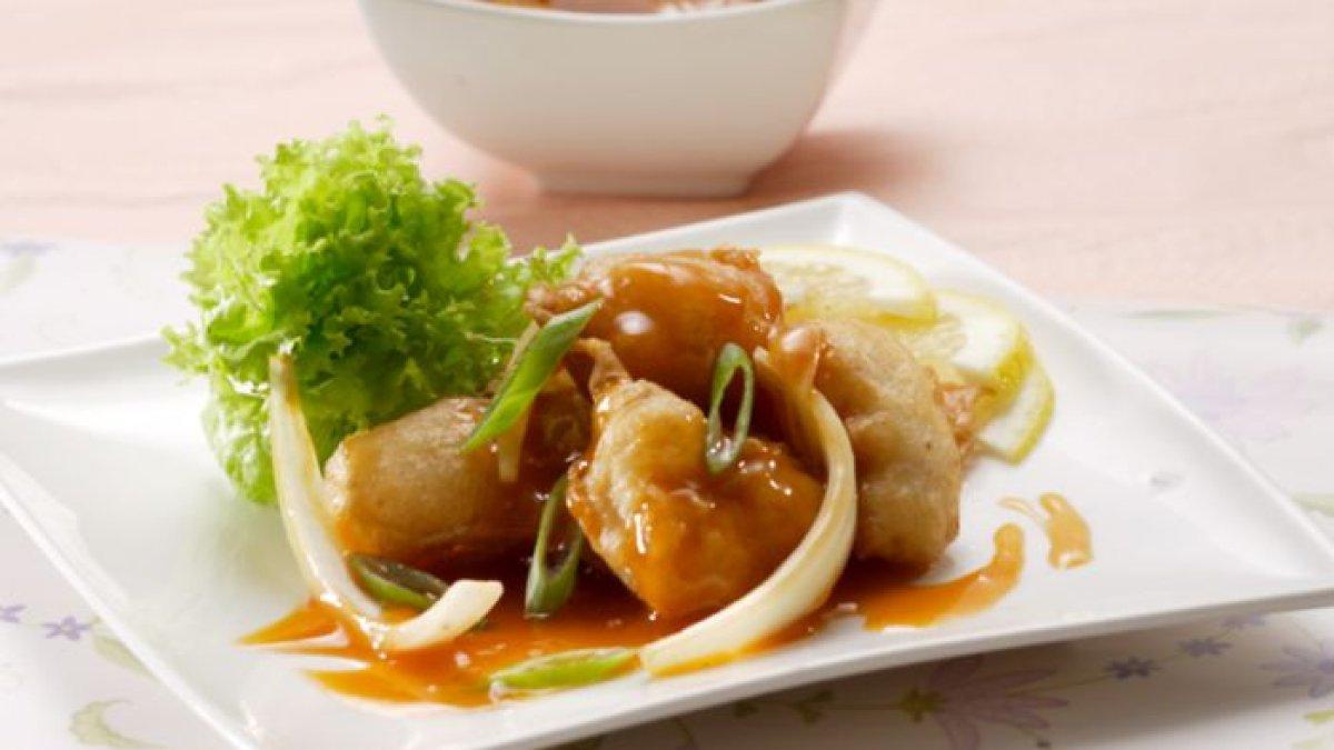 Resep Ikan Goreng Tepung Saus Asam Manis, Menu Sahur Praktis nan Lezat
