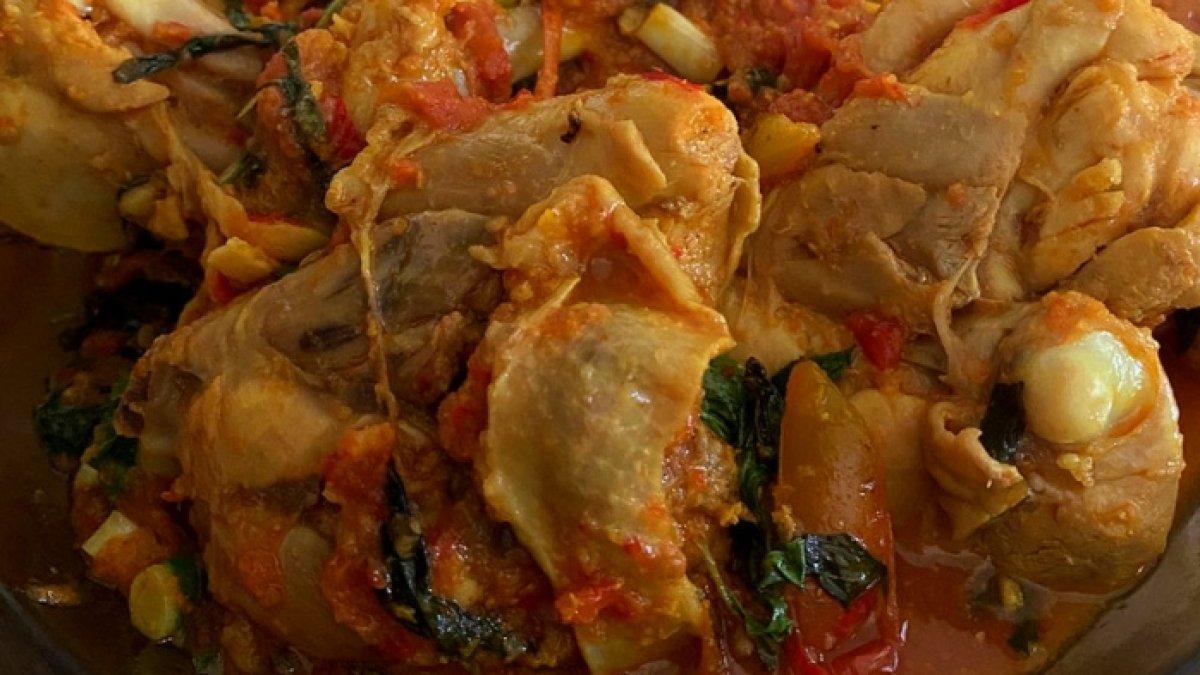 Resep Ayam Woku Kemangi Khas Manado untuk Makan Malam, Pecinta Pedas Wajib Coba