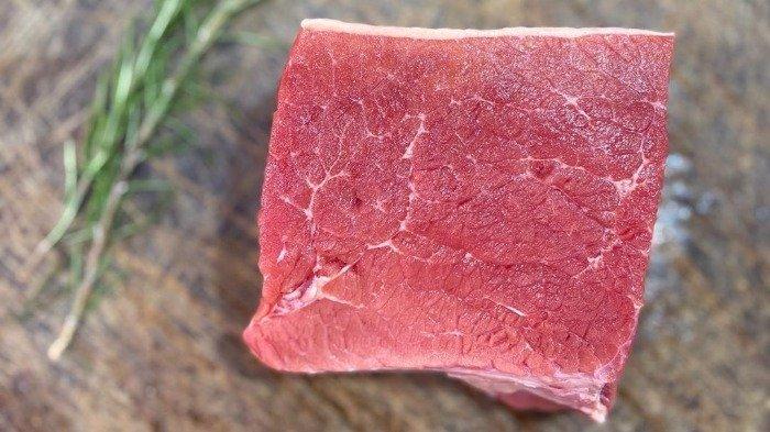 4 Bahan yang Dapat Digunakan untuk Membuat Daging Sapi Kurban Jadi Empuk