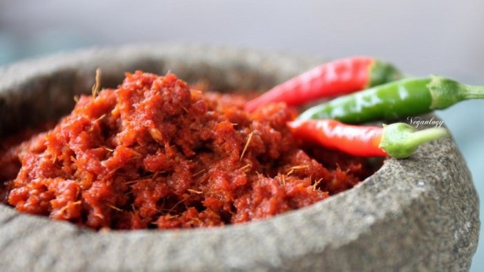 Kuliner Indonesia - Jarang Terdengar, Ini Dia 7 Sambal Khas Nusantara yang Langka