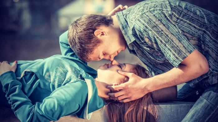 Fakta Unik - Bikin Melongo! Ini 6 Hal Tak Biasa Tenatang Ciuman, Pemecah Rekor Terlama Hingga 58 Jam