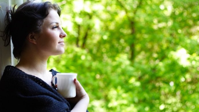 Lupakan Kopi! 8 Minuman Sehat Ini Lebih Cocok Dikonsumsi di Pagi Hari, Terakhir Paling Ampuh & Murah