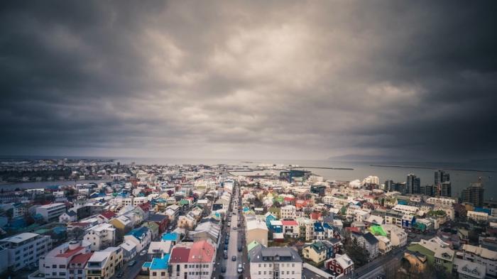 Traveling Islandia - Mau Terbang Gratis ke Negara Paling Ramah di Dunia? Intip Caranya