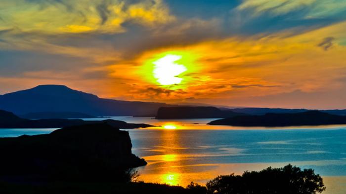 Sunset Tercantik - Wow, Spot Ini Punya Momen Matahari Terbenam Terbaik di Dunia