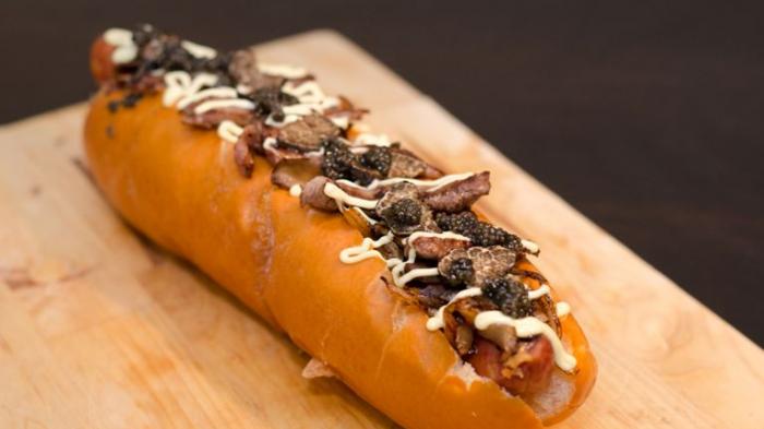 Kuliner Unik Jepang - OMG! Harga Hot Dog Ini Setara Smartphone, Diklaim Paling Mahal