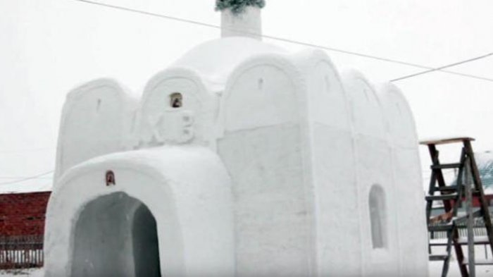Luar Biasa! Demi Bangun Ini, Lelaki Siberia Bekerja Mati-matian Selama 2 Bulan di Suhu -30ºC