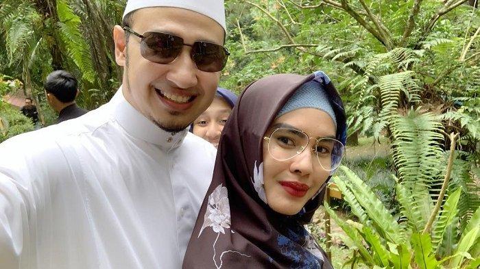 Umrah Sambil Bulan Madu Bersama Habib Usman, Kartika Putri: Berasa Punya Tour Guide Pribadi