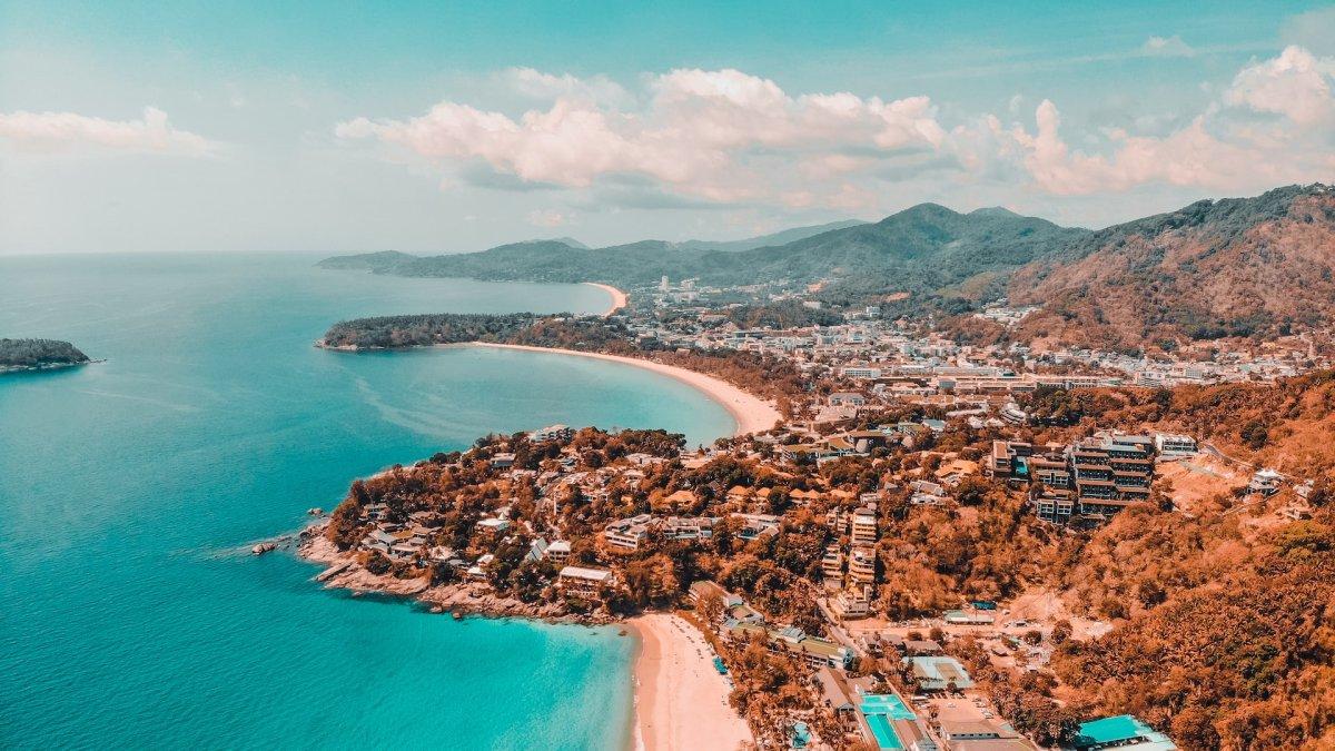 8 Tempat Wisata Unik di Phuket yang Menarik Buat Dijelajahi saat Liburan ke Thailand