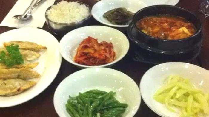 Kuliner Korea di Bali - Yuk ke Sanur, Ada Bibimbab Dalam Mangkuk Panas dan Yukgejang Kaldu Merah