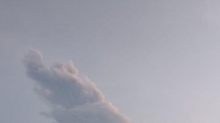 Gunung Merapi Erupsi Semburkan Abu Vulkanik Enam Kilometer, Status Masih Waspada