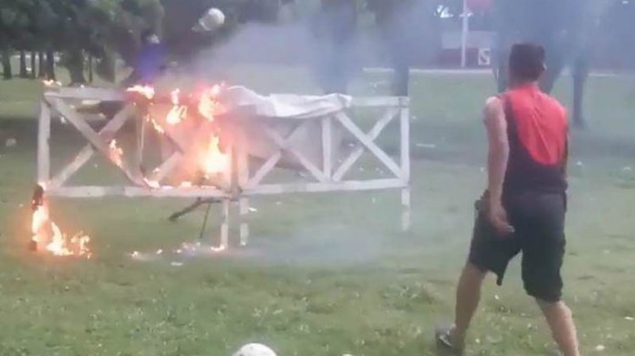 Kiper Klub Argentina Jalani Latihan Ekstrem, Tangkap Bola Kepala di Bawah hingga Lompat dari Kereta