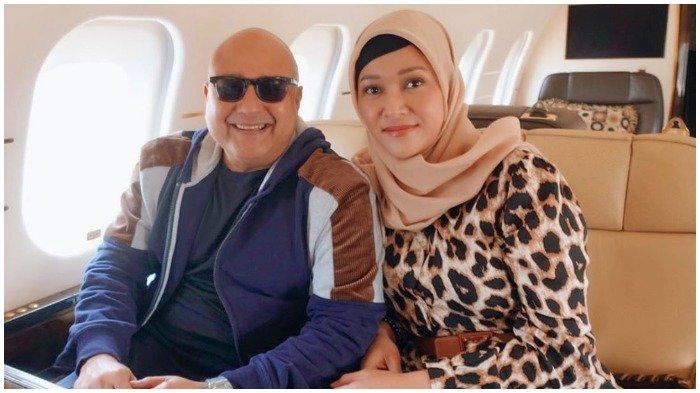 Liburan Artis - Seusai Traveling ke Singapura, Maia Estianty dan Irwan Mussry Umrah Naik Jet Pribadi