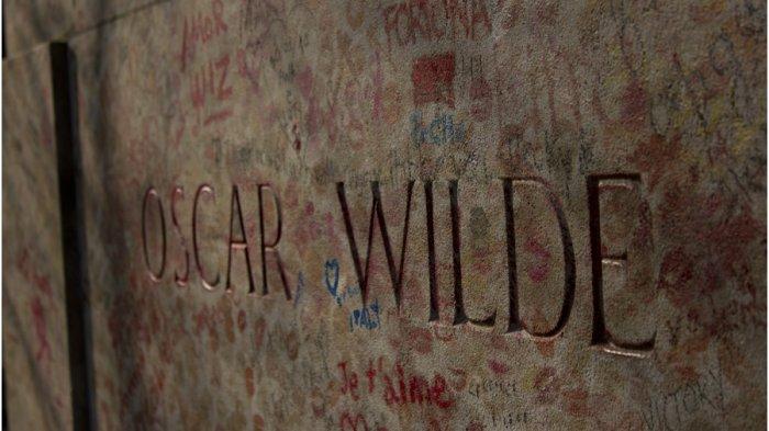 Sejarah Oscar Wilde Tomb, Makam Berlapis Ribuan Bekas Lipstik di Paris