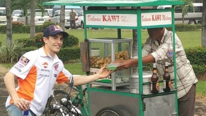 Pamer Kunjungi Indonesia, Marc Marquez Diingatkan Warganet Beli Makanan Ini sebagai Oleh-oleh