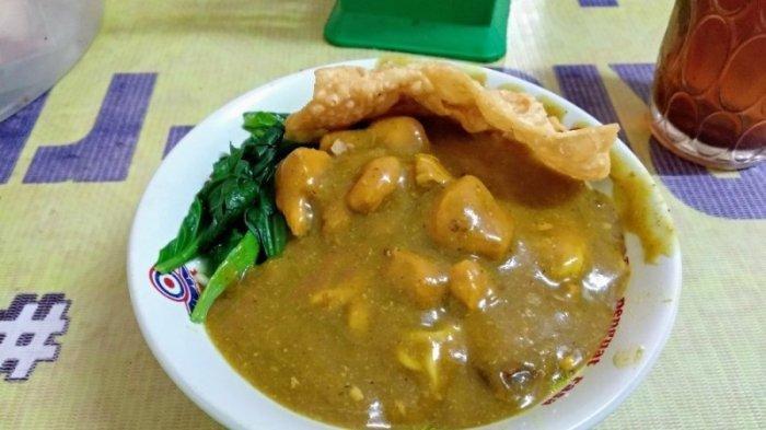 Mencicipi Kuliner Unik Mi Ayam Rica Porsi Jumbo di Sleman, Andalkan Bumbu Rempah Tanpa MSG