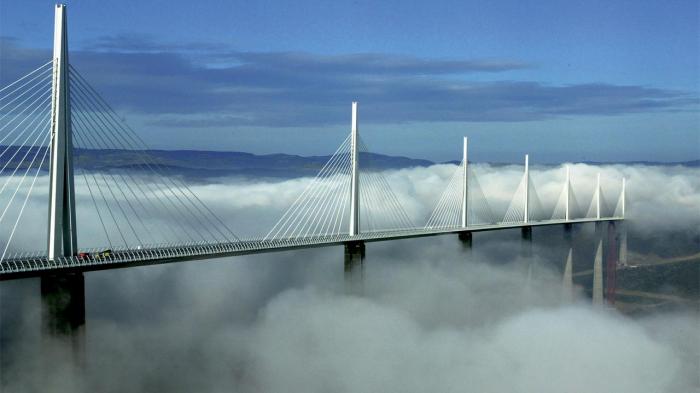 Millau Viaduct - Jembatan di Atas Awan Ini Dinobatkan Tertinggi di Dunia, 3 Kalinya Monas Lho