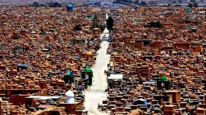 Buatmu yang Bernyali Tinggi, Coba Sambangi 7 Kota Paling Unik di Dunia Ini, No 4 Serem Banget!