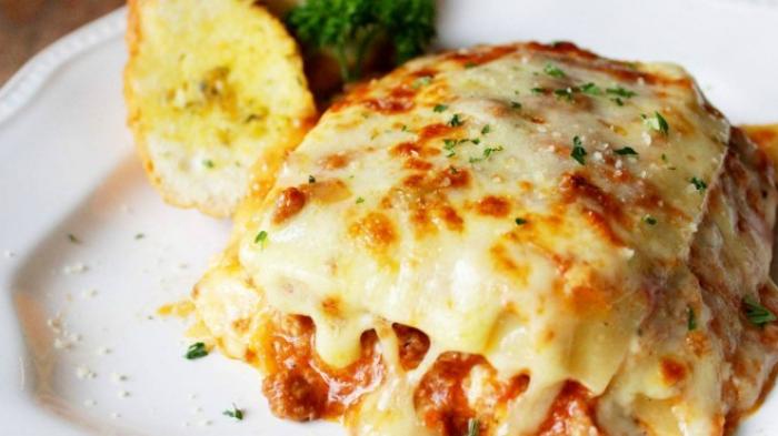 Nanny’s Pavillon Makassar - Gurih Kentang dan Saos Keju Heavy Alvin's Potato Melted di Lidah