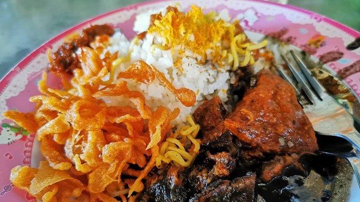9 Kuliner Malam di Surabaya yang Enak dan Murah, Cicipi Nasi Cumi Pasar Atom yang Nagih