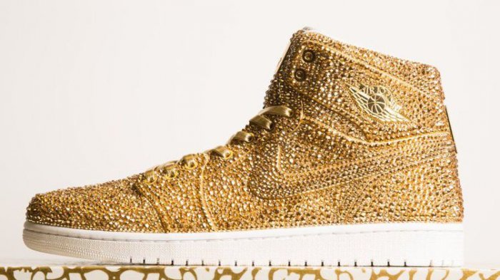 Bertabur Lebih dari 15.000 Butir Kristal, Nike Air Jordan Dijual Rp 87 Juta