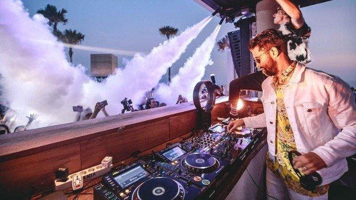 12 Beach Club Terbaik yang Instagramable dan Kekinian di Bali, Jangan Lupa Kunjungi Omnia Bali