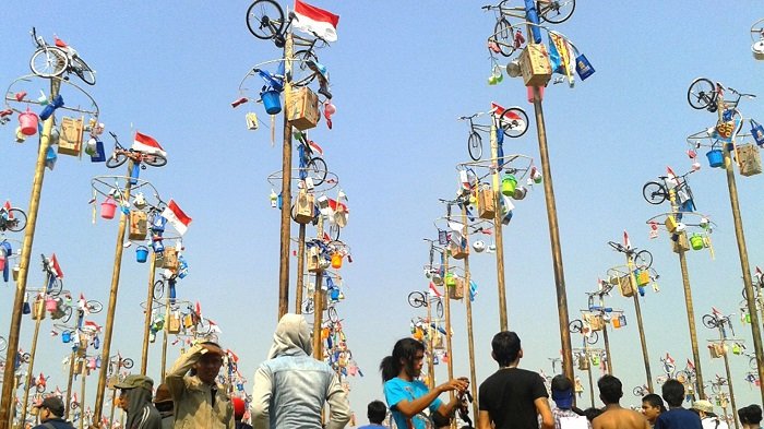Bukan Hanya di Indonesia, Perayaan Hari Merdeka di 5 Negara Ini Juga Tak Kalah Unik