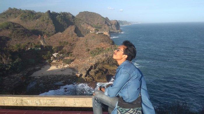 Pantai Sembukan, Surga Tersembunyi dengan Hamparan Karang Memukau di Perbatasan Wonogiri-Pacitan