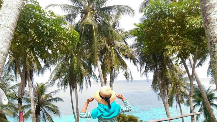 Pantai Sumur Tiga - Eksotisme Pantai Khas Negeri Tropis, Pesona Nagih Banget