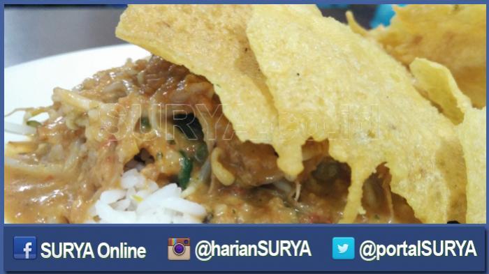 Wisata Surabaya - Menikmati Pedasnya Pecel Madiun, Ada Sensasi Segar Jeruk Purut dan Renyah Rempeyek