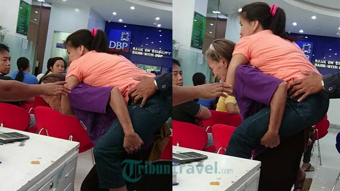 Mengharukan! Lansia Ini Gendong Anaknya yang Sudah Dewasa, Kisah Dibaliknya Bikin Netizen Trenyuh