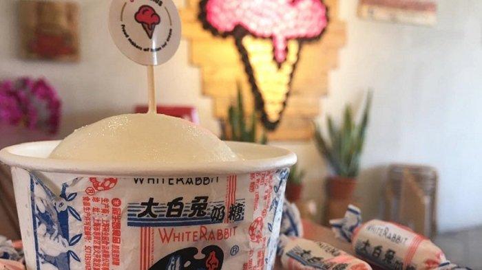 Cicipi Permen Legendaris 'White Rabbit' yang Kini Berubah Tampilan dalam Bentuk Es Krim