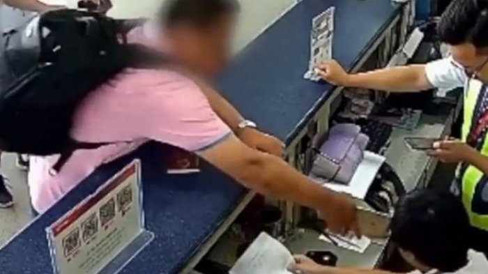 Gara-gara Penerbangannya Dibatalkan, Seorang Pria Asal Tiongkok Menampar Petugas Bandara