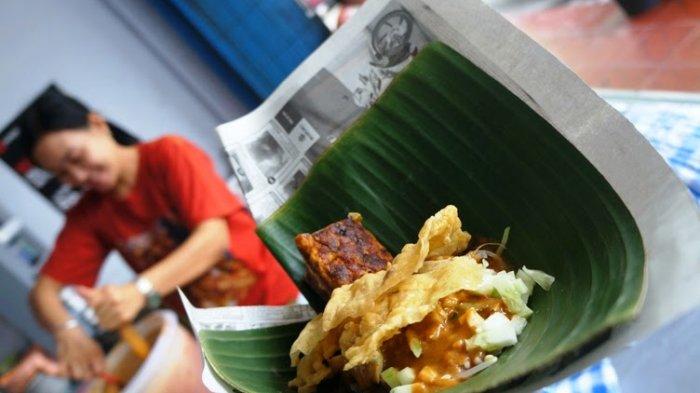 Mengenal 10 Jenis Wadah dan Pembungkus Makanan Tradisional Khas Indonesia dari Daun Pisang