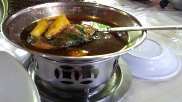 Pindang Uwo - Larut dalam Kenikmatan Pindang Baung, Ketagihan dengan Suapan Berikutnya