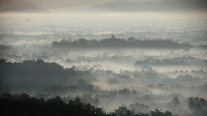 Pesona Candi Borobudur dari Punthuk Setumbu, Lokasi Syuting Film Ada Apa dengan Cinta 2 di Magelang