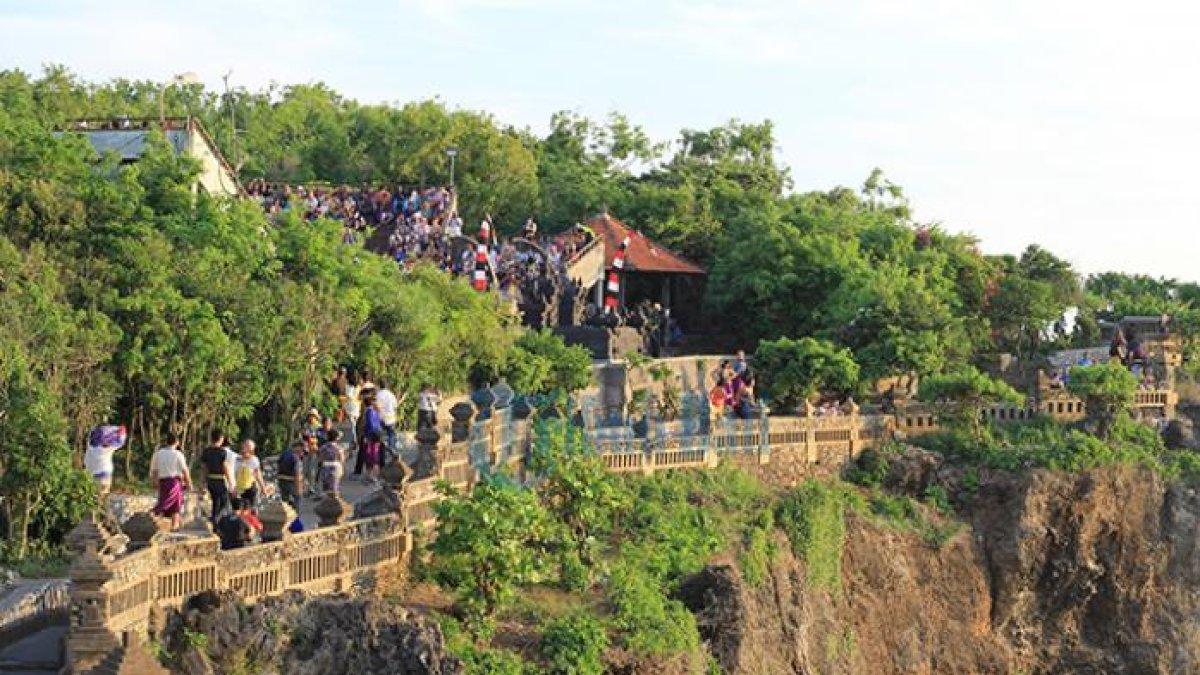Pura Luhur Uluwatu.