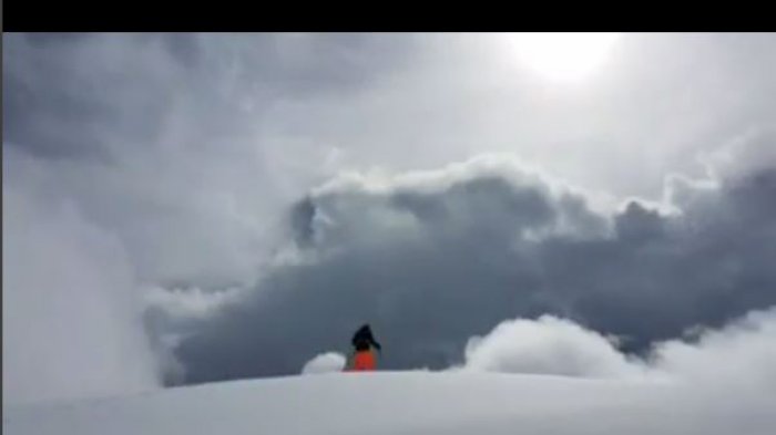 Rekam Detik-detik Perubahan Cuaca di Puncak Soekarno Jayawijaya, Video Netizen Ini Bikin Merinding